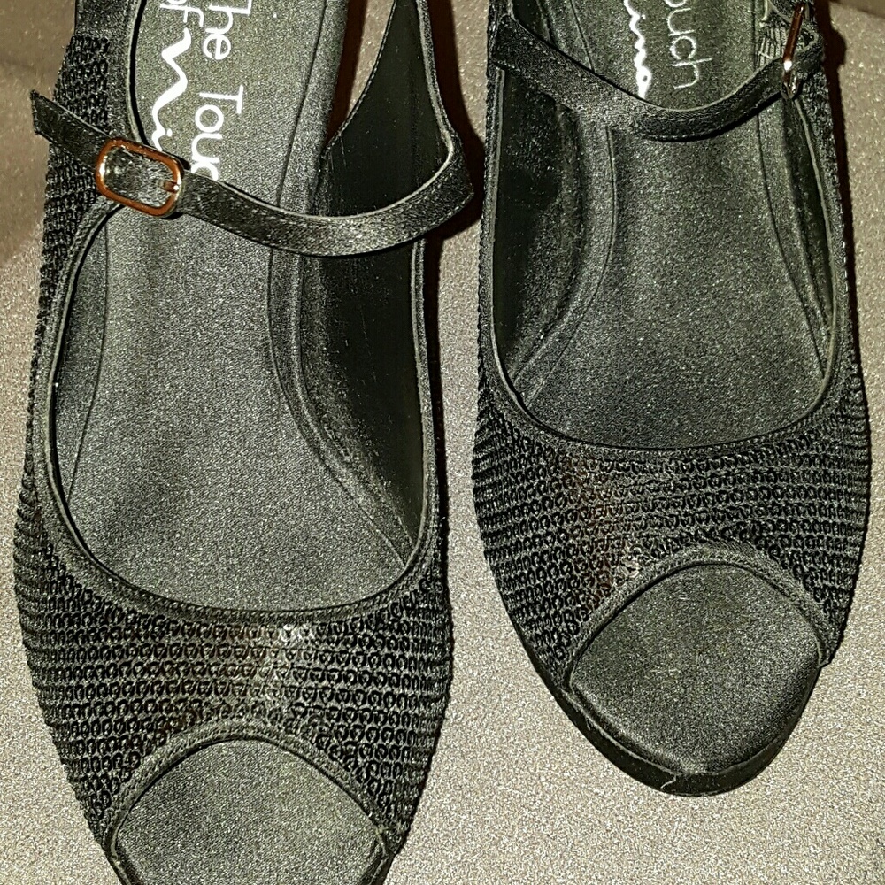 The Touch of Nina Womens Heels